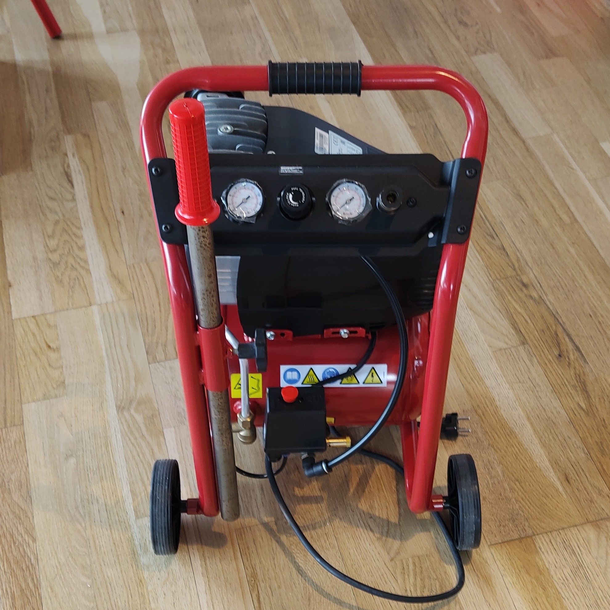 Polaris Kompressor Pioneer 232 10 bar 10 ltr tank 74 dB(A)